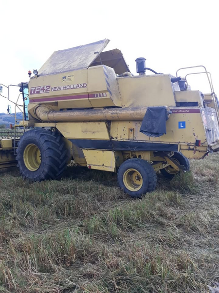 Combina New Holland TF42, an 1995, stare excelenta